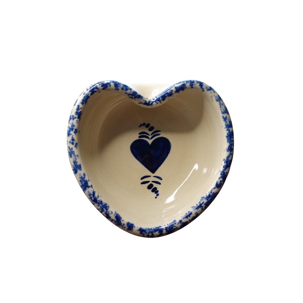 Vesteryears Marshall‎ Texas Hand Turned Heart Stoneware Bowl Blue White 6x7 In